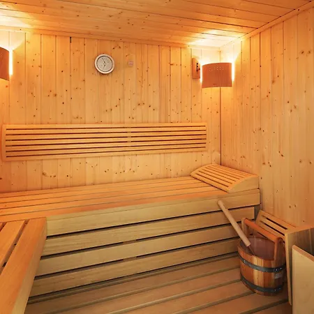 Elysia Park Premium Пафос