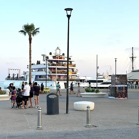 דירה Elysia Park Premium *