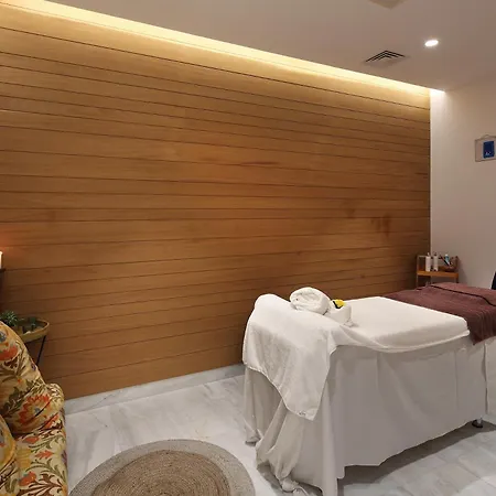 Elysia Park Premium Apartamento *