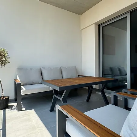 Elysia Park Premium